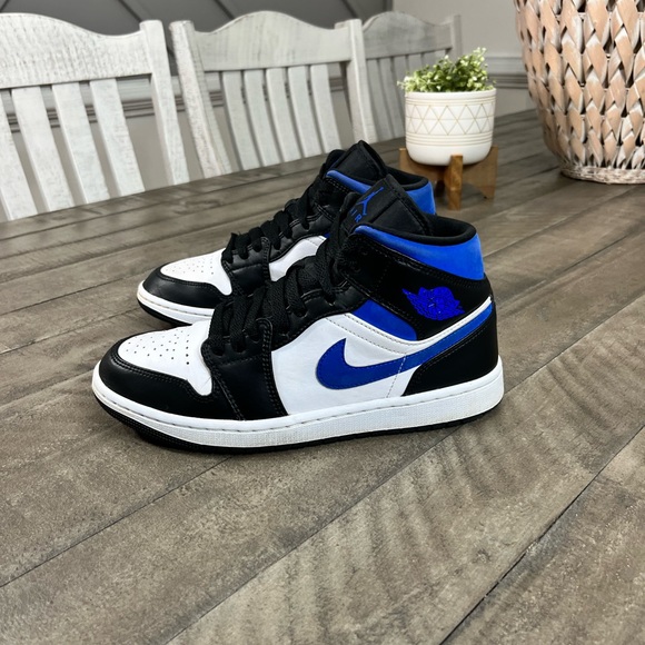 Jordan Shoes - Nike Air Jordan 1Mid Racer Blue Sz 9